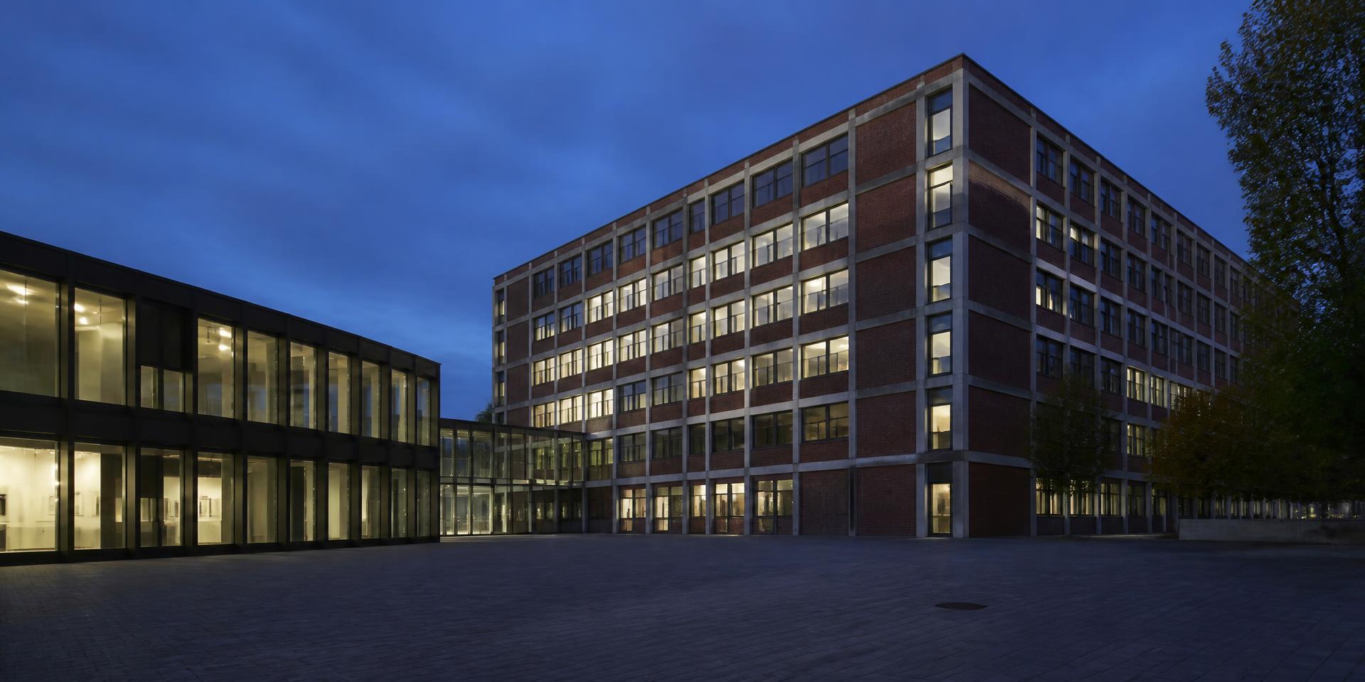 Fakultät für Technische Informatik und Elektronik